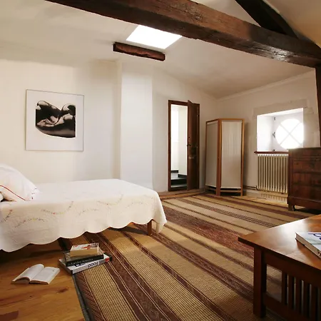 Bed & Breakfast La Porte Rouge - The Red Door 3*