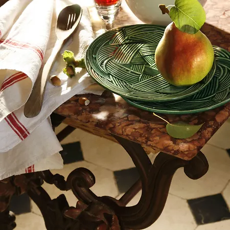 La Porte Rouge - The Red Door Saintes