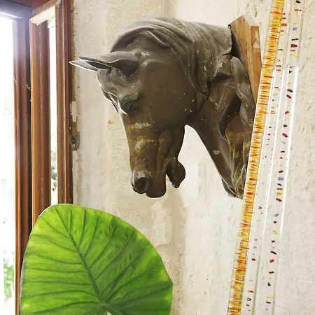 לינה וארוחת בוקר La Porte Rouge - The Red Door