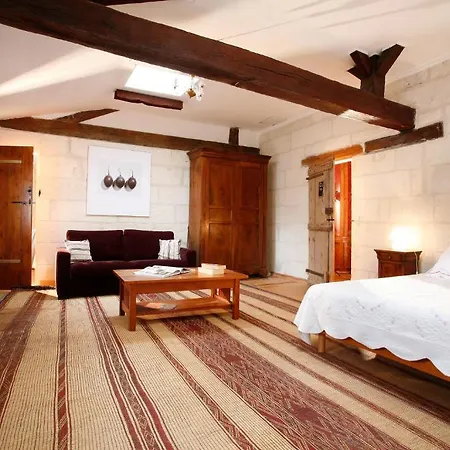 La Porte Rouge - The Red Door Bed & Breakfast Saintes